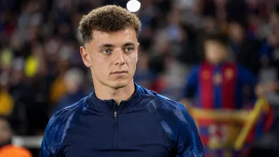 Fisnik Asllani y su vínculo con el Barça: ¿guiño o estrategia en el mercado?