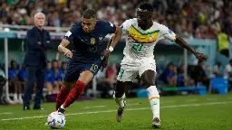Francia y Senegal miden su estado de forma en un duelo con historia en el Mundial