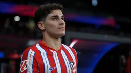 Julián Álvarez, pendiente del Barça: el Atlético no cierra puertas y el club culé marca el plazo