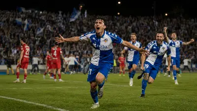 El Sabadell firma una noche de ascenso: 4-0 al Zamora y regreso a Segunda