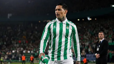 El Betis ejerce la cláusula de rescisión de Chimy Ávila y el delantero queda libre