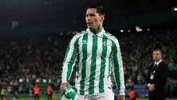 El Betis ejerce la cláusula de rescisión de Chimy Ávila y el delantero queda libre